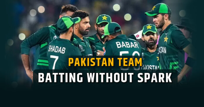 Pakistan Team Batting without spark, slow pace attack