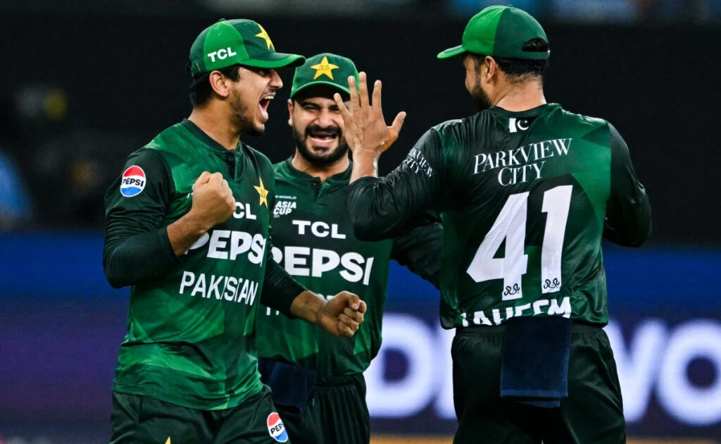 Asia Cup 2025: Pakistan defeated Bangladesh in the Super 4 round of the Asia Cup. 1 Asia Cup 2025: For the first time in 41 years! India-Pakistan battle in the Asia Cup final.